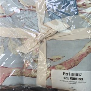 Pier 1 , Duvet Cover, 2U Mockingbird Blue. F/Q